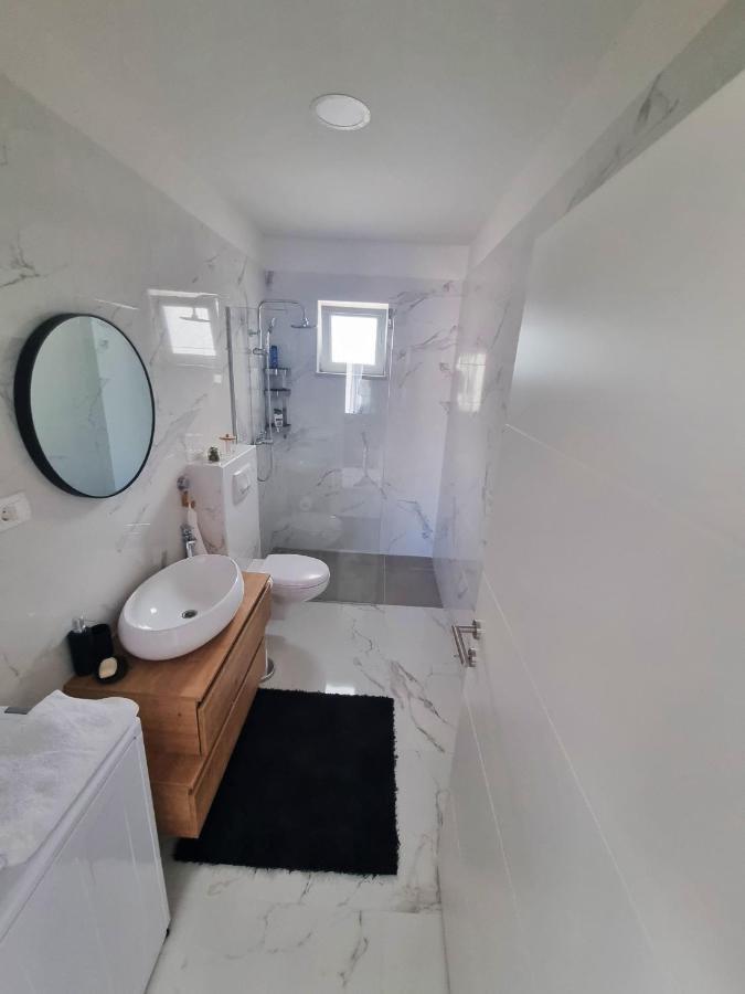 Beach House Oasis Villa Livak Kaštela 外观 照片
