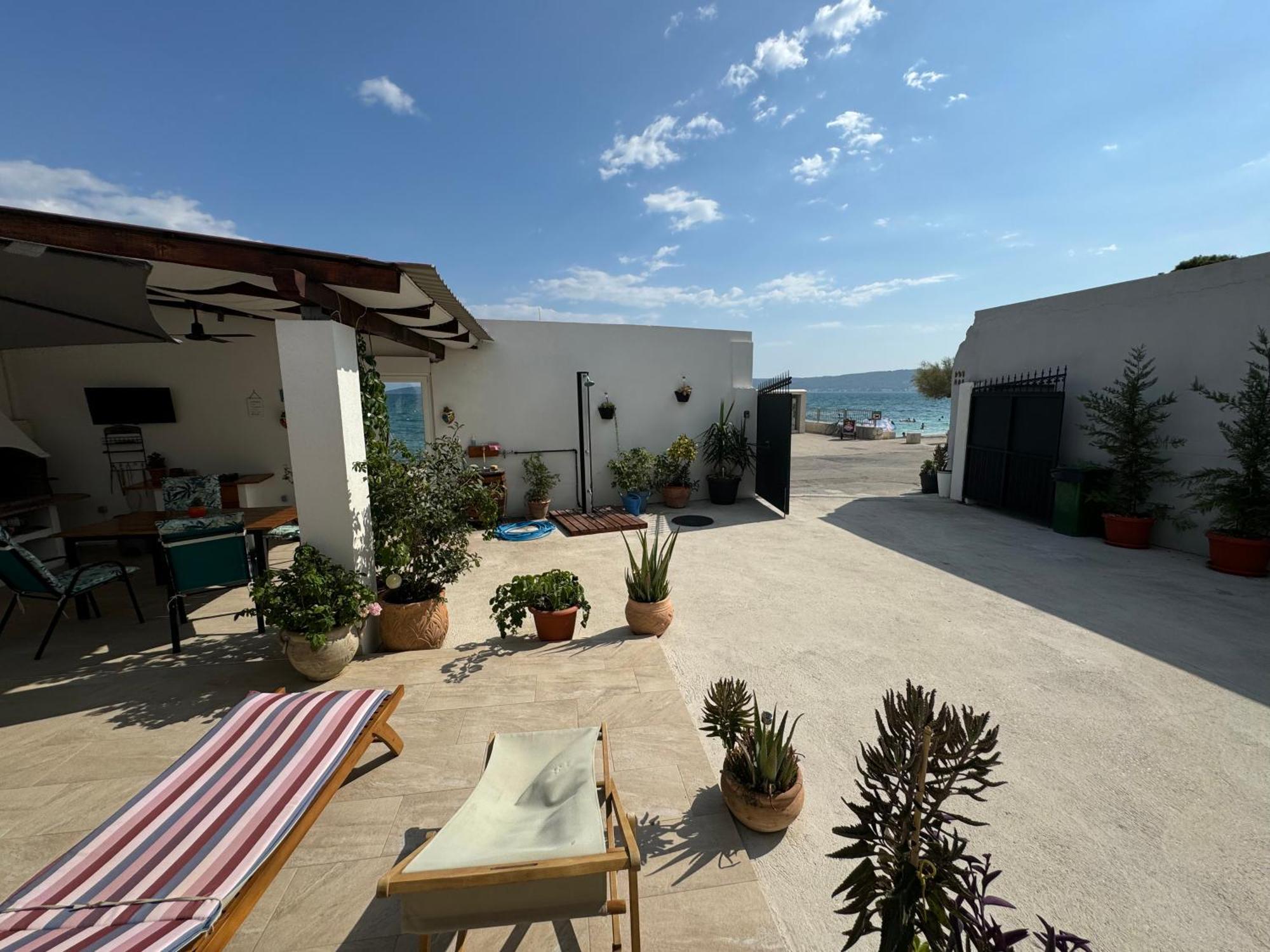 Beach House Oasis Villa Livak Kaštela 外观 照片